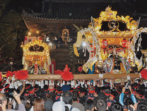 魚吹八幡神社