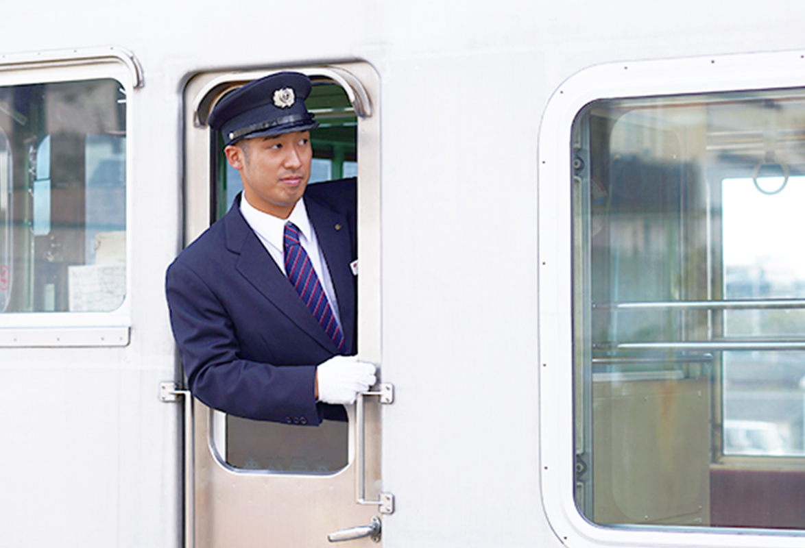 鉄道営業部係員 社員インタビュー 山陽電車recruit 21鉄道プロフェッショナル職